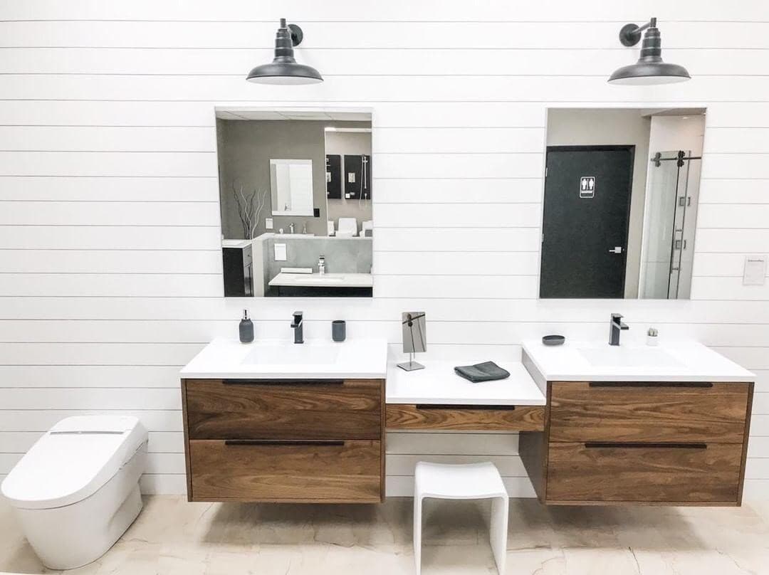 The Topanga Farmhouse Vanity Light