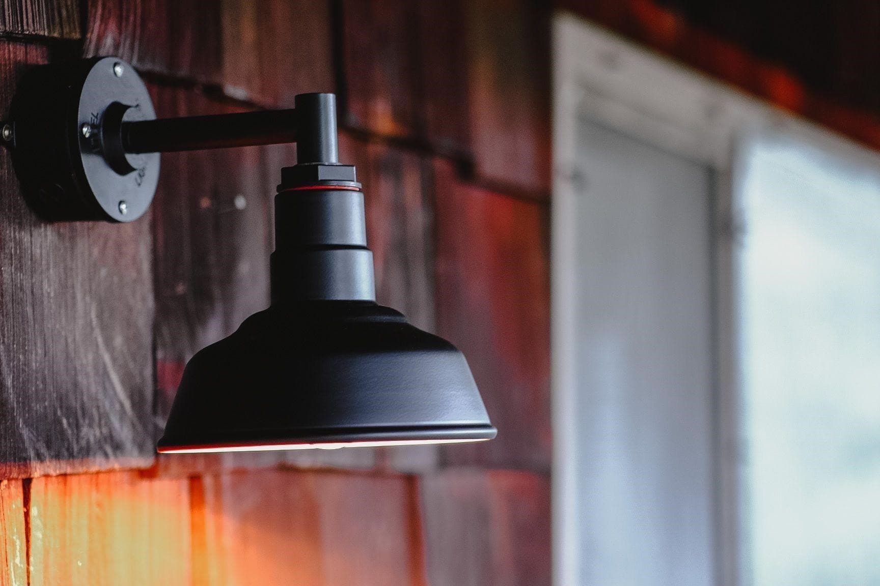 Entryway Light: Top Tips for Creating a Welcoming Entrance