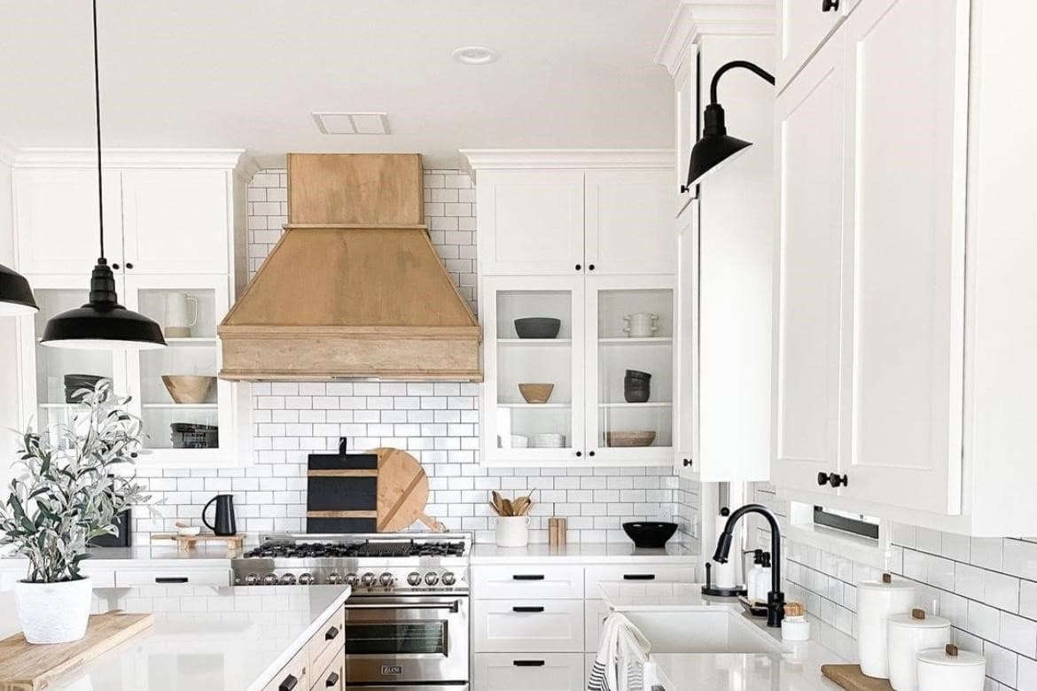 Discover Well-designed Kitchen Light Fixtures for Every Budget
