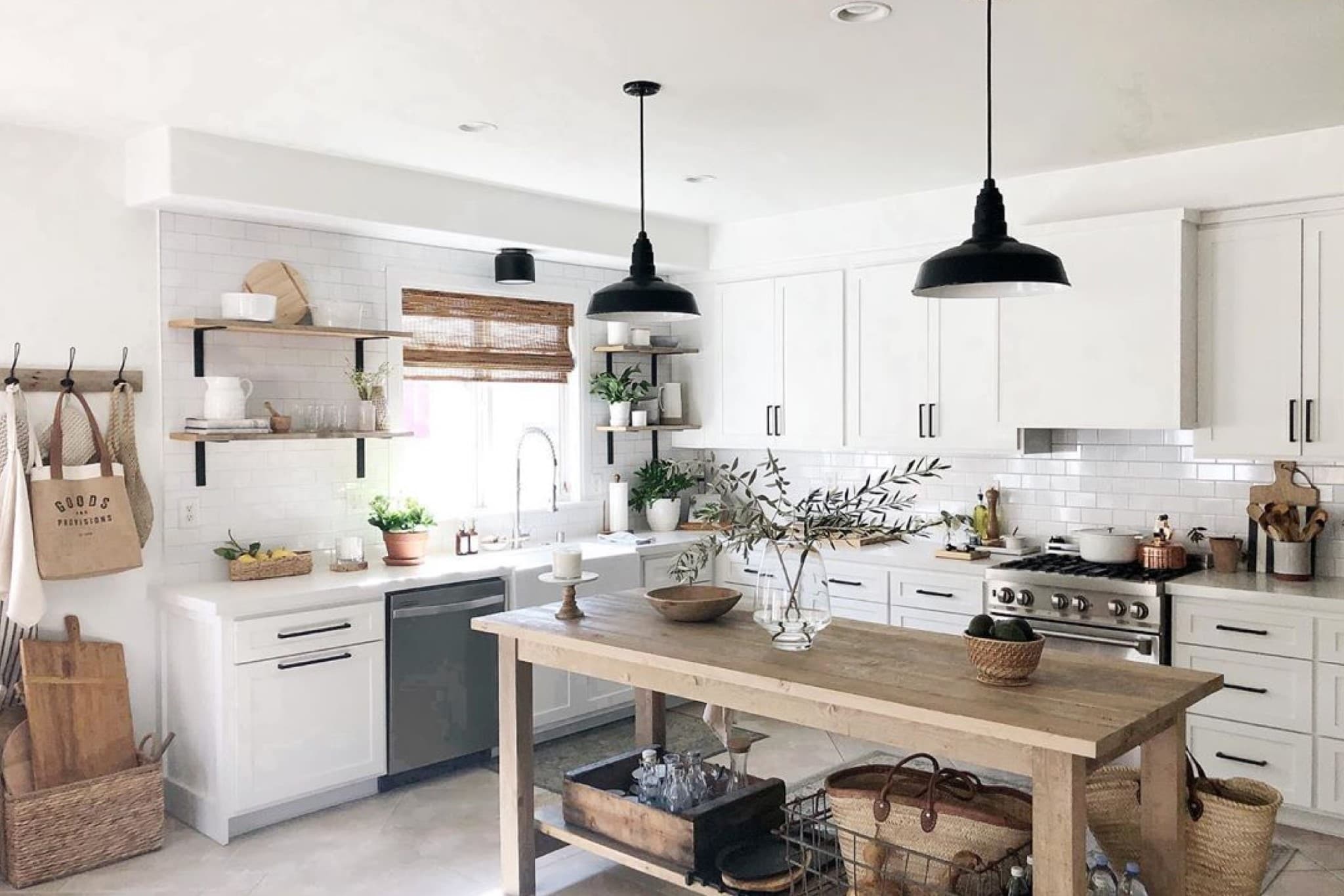 Customer Favorites: The Best Kitchen Light Fixtures Right Now