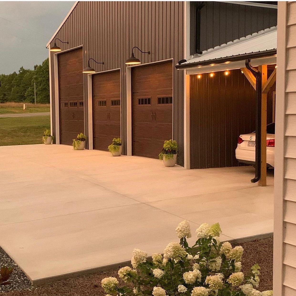 13+ Lights Over Garage Door