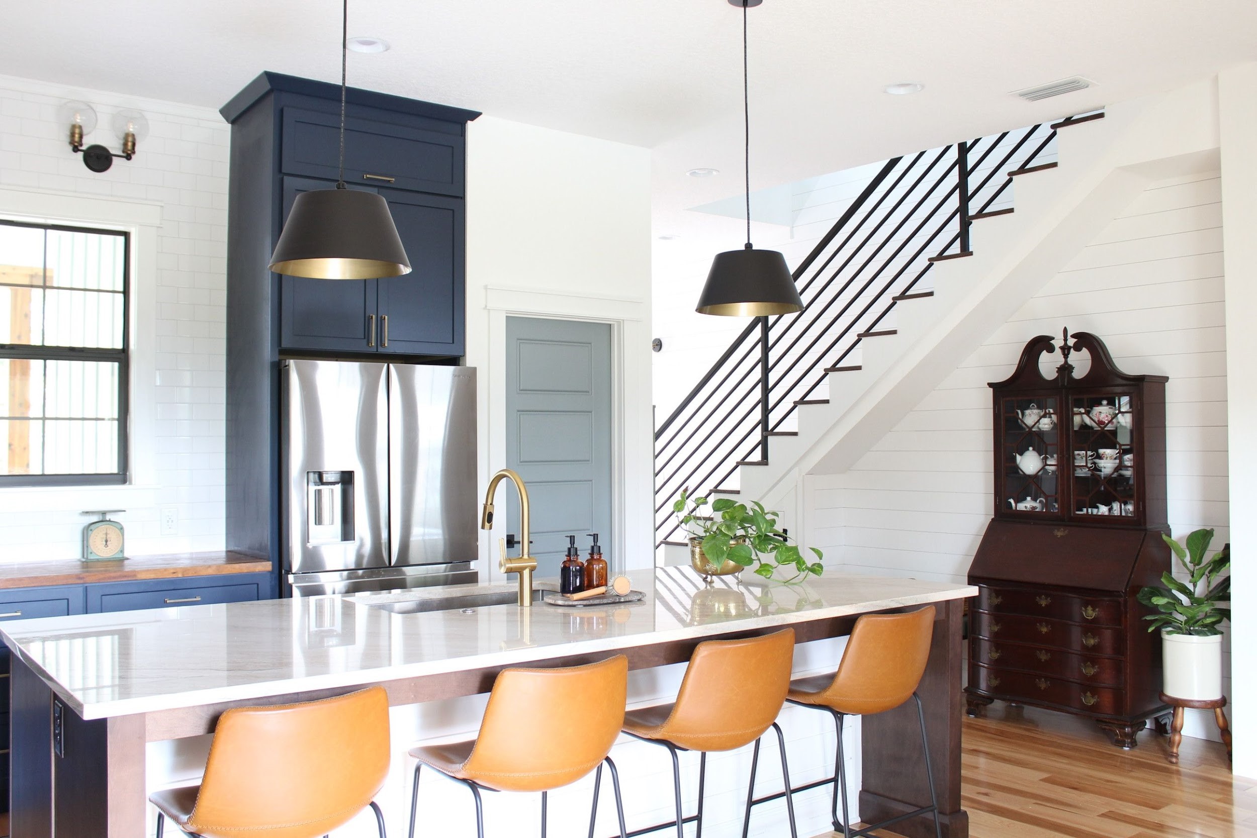 The Magnolia Kitchen Island Light 