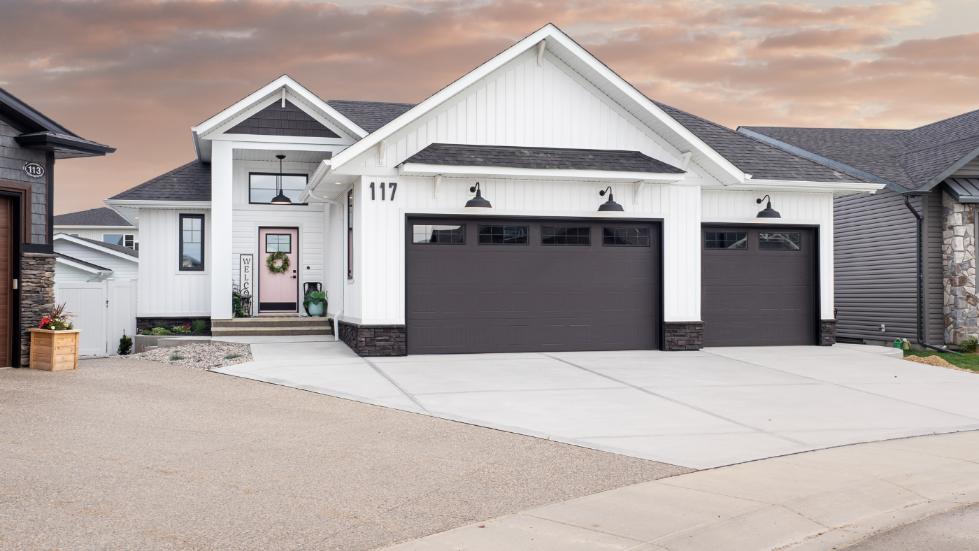 Enhancing Outdoor Spaces with Garage Outdoor Lights