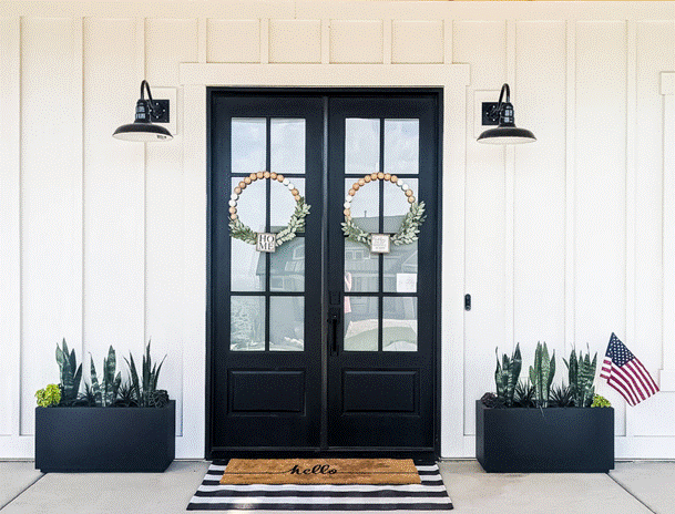 The Topanga Porch Light