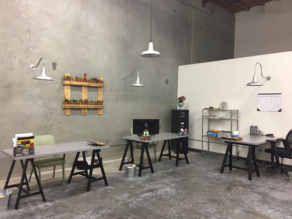 The Griffith Industrial Pendant Light 
