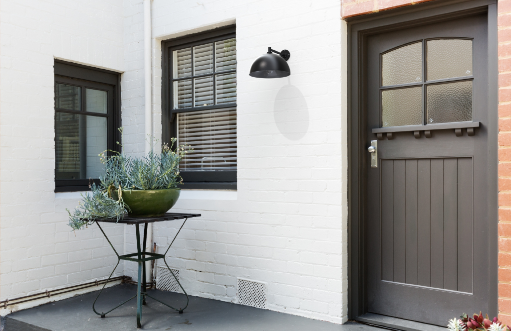 The Coldwater Sconce 
